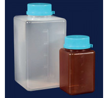 Бутыль квадратная ISOLAB 500 мл, c винтовой крышкой, стерильная, балковая упаковка, коричневый PP (Артикул 061.22.500)